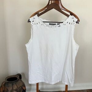 Liz Claiborne White Lace Accent Tank Top